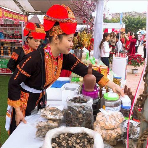 Chanh rừng ngâm măng ớt
