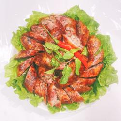 Lạp sườn Quý Khoát